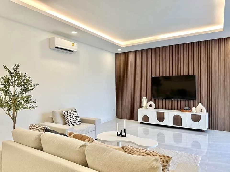 รูป ขายบ้านพูลวิลล่าพัทยา-ห้วยใหญ่ สไตล์มินิมอล - รูปที่ 3/8