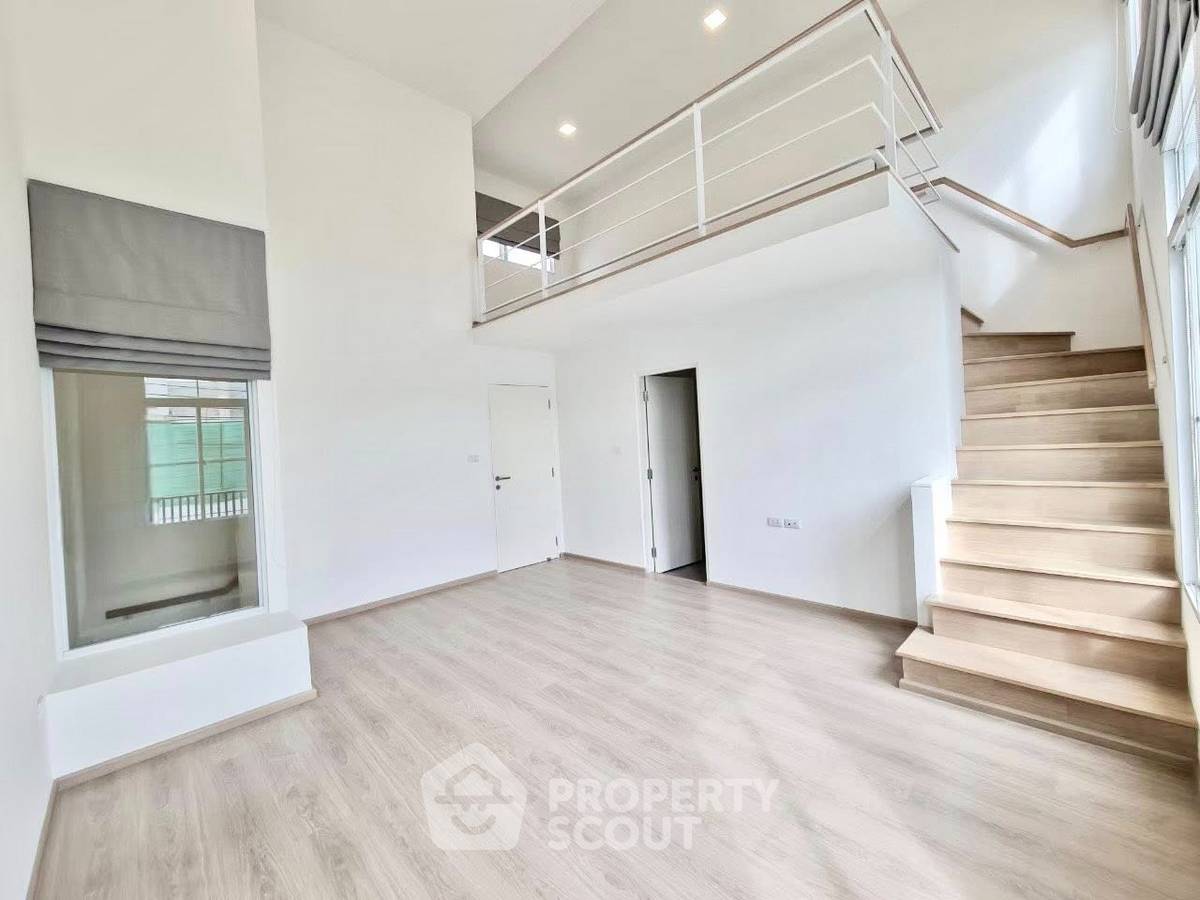 picture 3-BR Townhouse at Indy 2 Bangna-Ramkhamhaeng 2 in Dokmai (ID 2225096) - 2/8