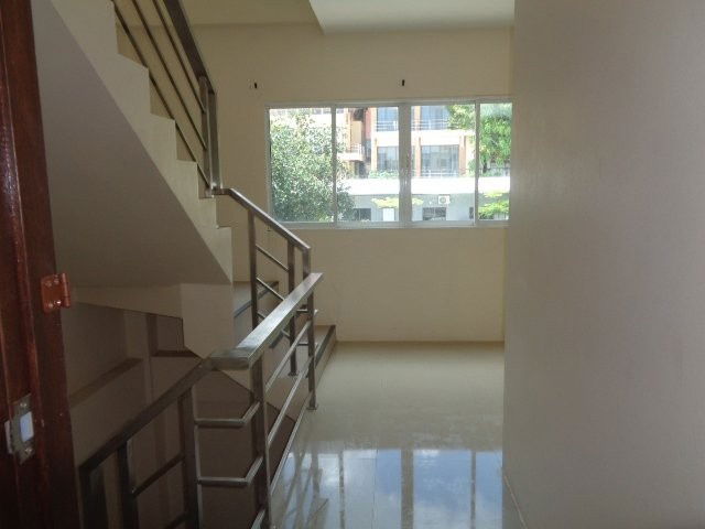picture FOR SALE  TOWNHOUSE PROPERTY  3375000 BAHT. - 7/8