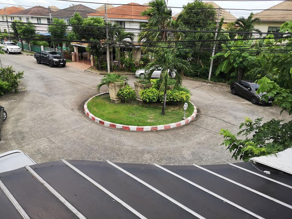 picture Very cheap detached house, Inglada Village, 480 sq m, Lam Luk Ka Khlong 4, immediate discount 1 million baht. - 19/19