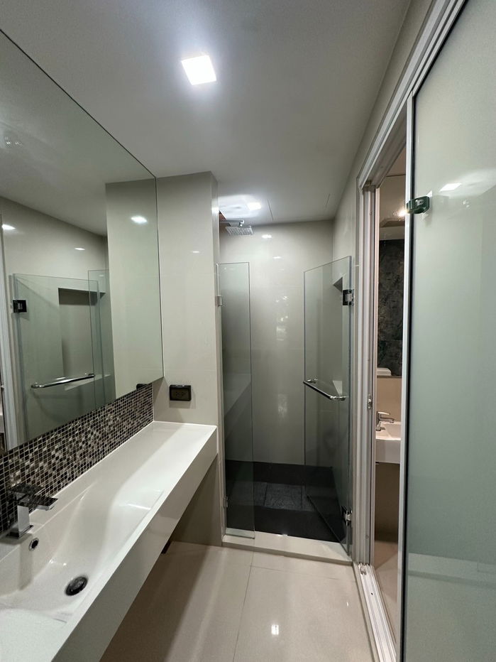 picture (For Rent) Hot Deal ! 1 Bed 1 Bath 35 Sqm. Fully furnished - READY TO MOVE IN - 8/10