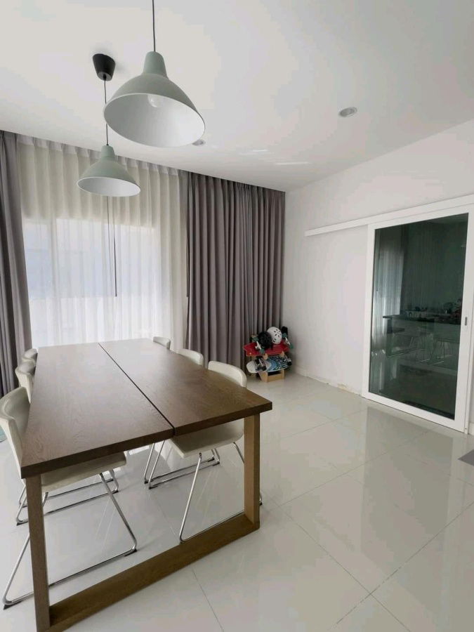 picture For Rent: Spacious Luxury House at The City Ramintra - 5/19