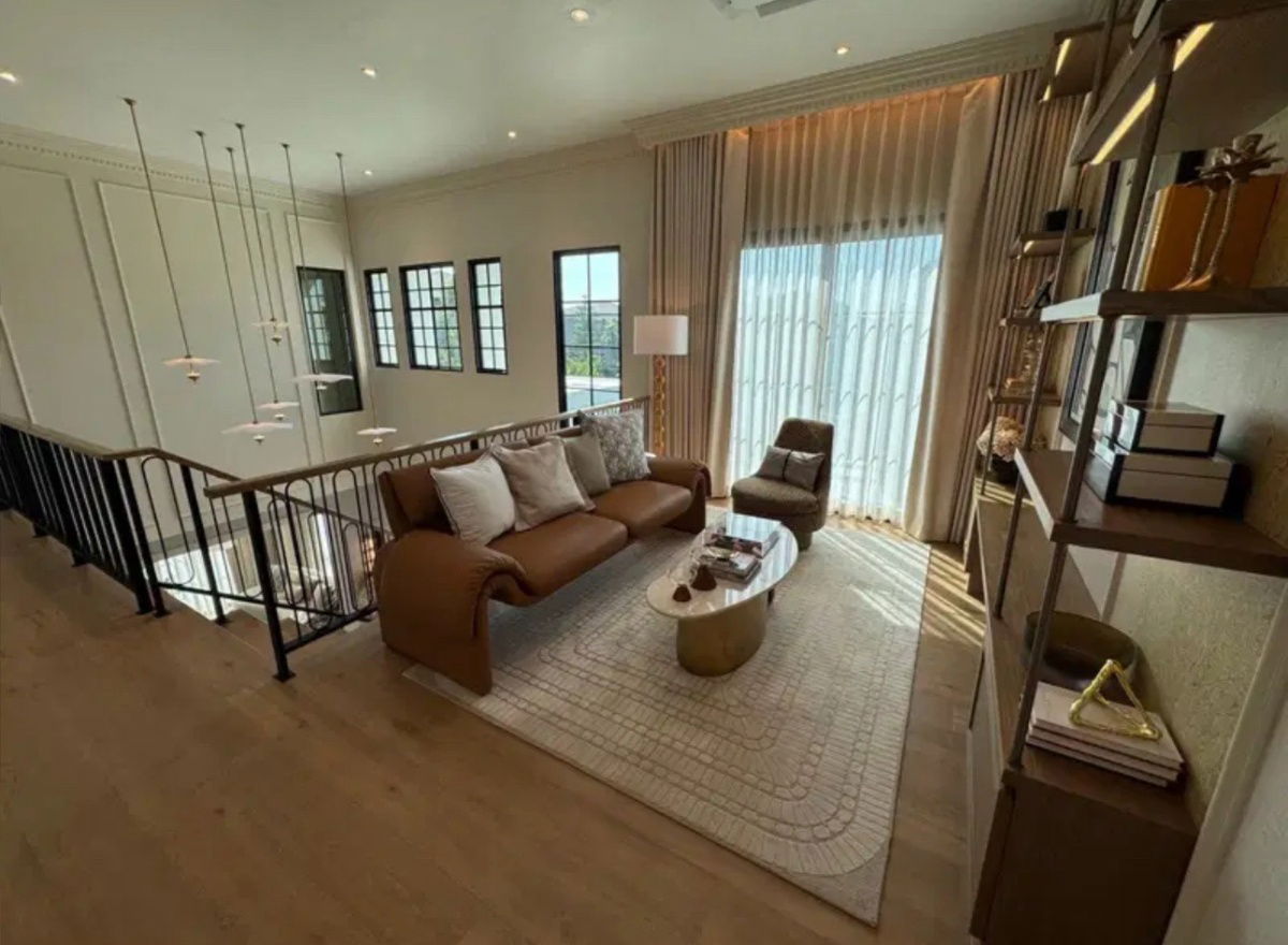 picture ✨ Luxury Fully-Furnished Home  *   Special Price 70 MB* - 10/13