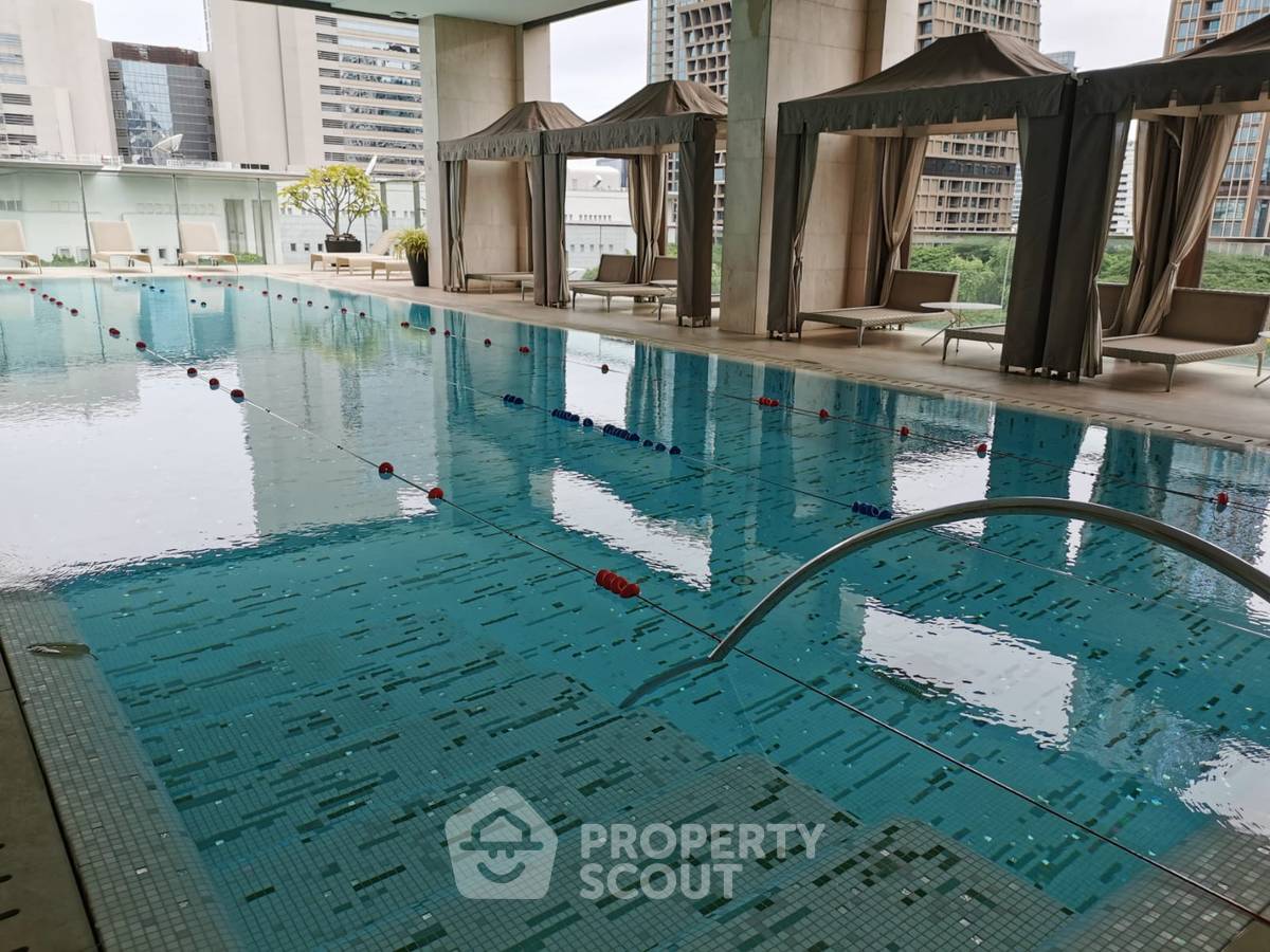 picture 2-BR Condo at Oriental Residence near BTS Phloen Chit (ID 514827) - 14/20