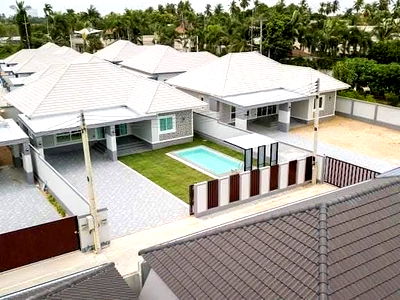 ขายบ้านเดี่ยว : บ้านผ่อนตรง/ขายสด บ้านสร้างใหม่พูลวิลล่า