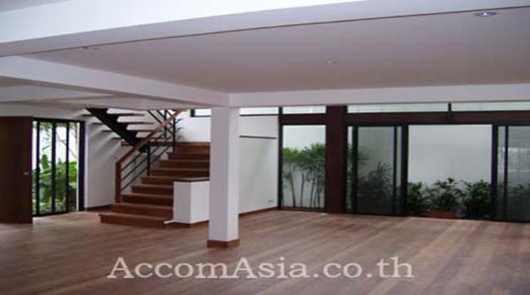 picture 🔼🔽 AccomA 📩  4 BR House in  (69552) - 3/4