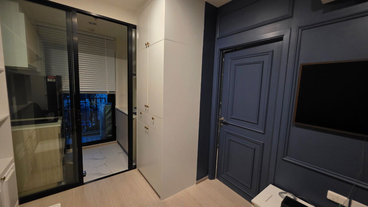 picture Selling condo next to the MRT Lat Phrao and the yellow line 3.9MB, complete with 1 bedroom, 1 bathroom. - 9/19