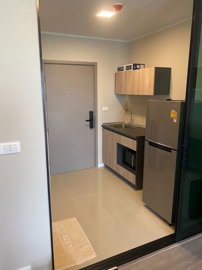 picture dcondo Hideaway Rangsit for rent. - 7/11