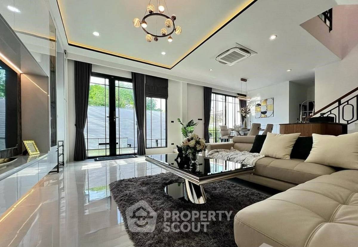 รูป บ้าน 3-ห้องนอน ใกล้ พัทยาตะวันออก (ID 2237254) - รูปที่ 8/9