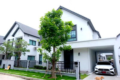 ขายบ้านเดี่ยว : ขายบ้านเดี่ยว เซนโทร บางนา ใกล้เมกาบางนา BRE25109
