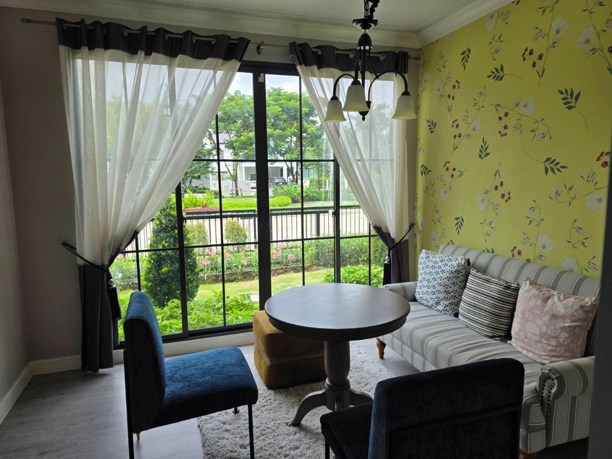 รูป บ้านเดี่ยวพร้อมอยู่ ทำเลศักยภาพ รามคำแหง-กรุงเทพกรีฑา แปลงมุม ที่ดินใหญ่ !!   - รูปที่ 3/7