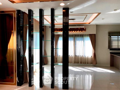 บ้านเดี่ยว วิทยาลัยทองสุข : บ้าน 4-ห้องนอน ใน ศาลาธรรมสพน์ (ID 1467083)