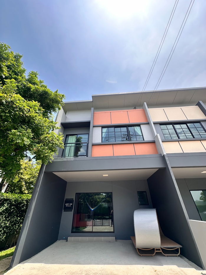 รูป 🏡ขายบ้านตัวอย่างใหม่ แปลงสวย พร้อมอยู่ สิริ เพลส เวสต์เกต เลขที่ 168/1 📍เซ็นทรัล เวสต์เกต - รูปที่ 2/10