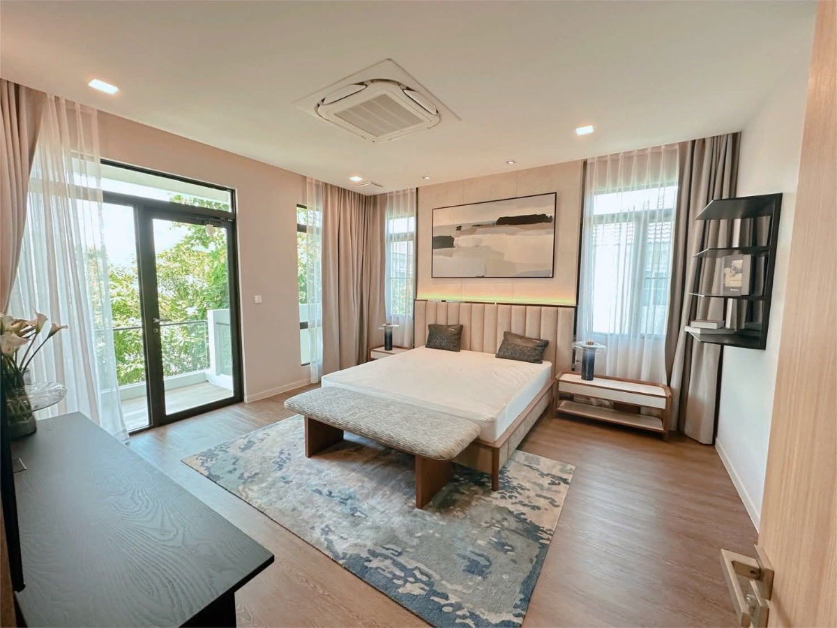 รูป TH08 ให้เช่าบ้านเดี่ยว 2 ชั้น ตกแต่งสวยมากๆ เฟอร์/เครื่องใช้ไฟฟ้าครบ พร้อมอยู่ โครงการ MANTANA Bangna km 15 (มัณฑนา บางนา กม. 15) - รูปที่ 7/20