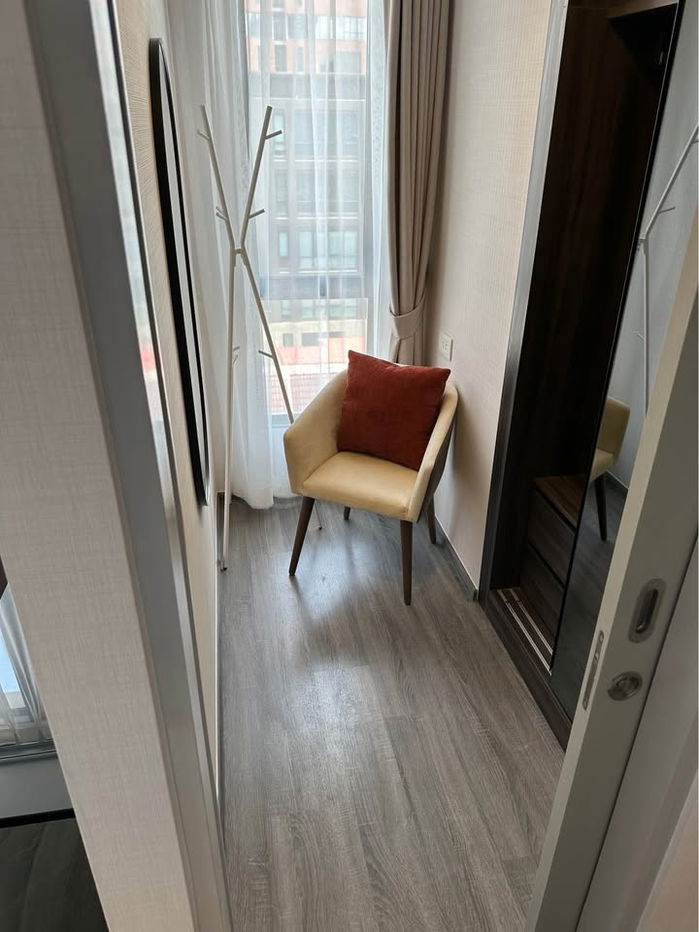 picture Code: KJ8051  for rent IDEO Mobi Sukhumvit 40 // Line ID: @kjcondo (with @) // - 6/11
