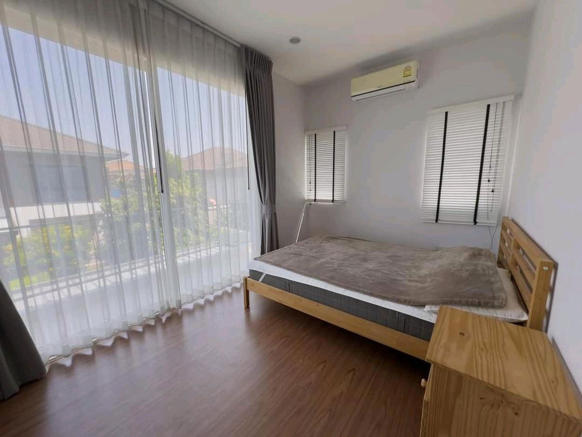 picture For Rent: Spacious Luxury House at The City Ramintra - 14/19
