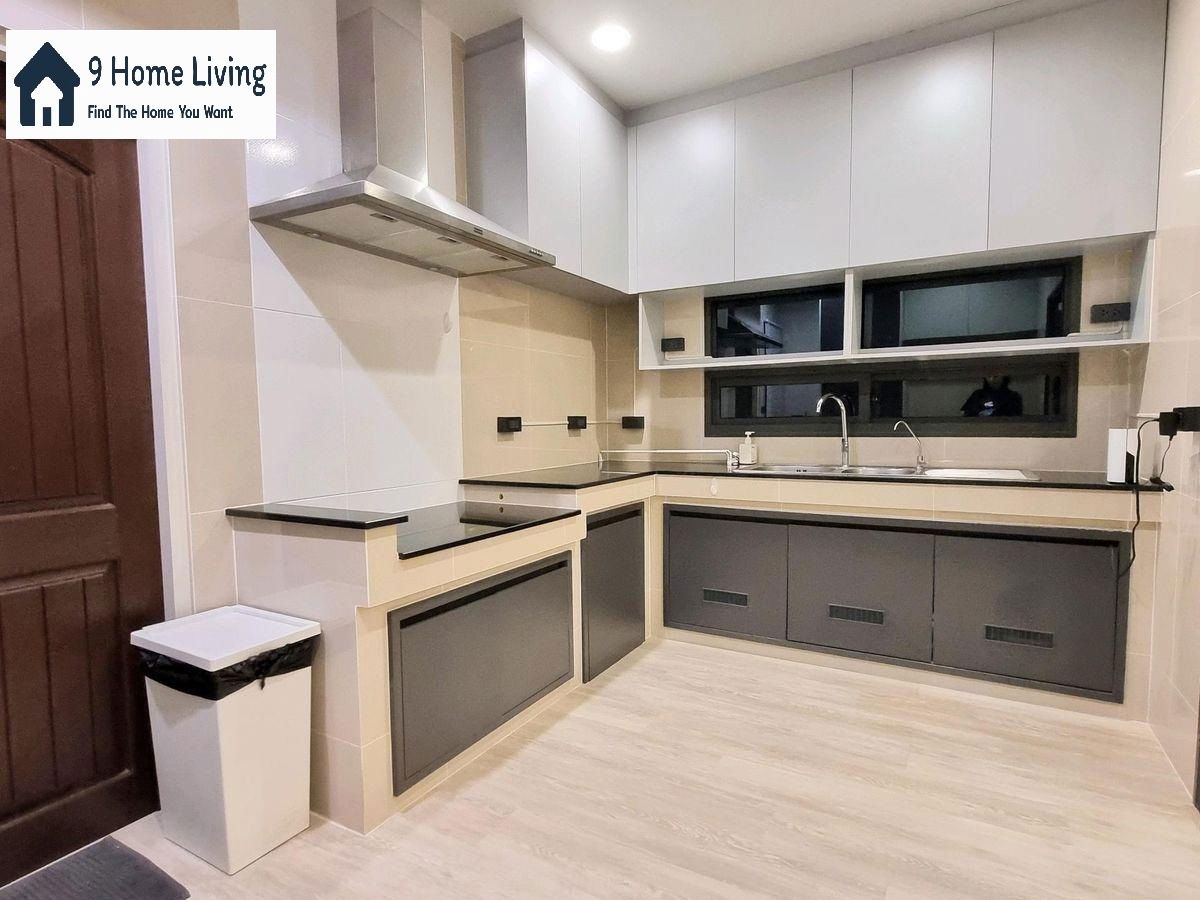 picture For Rent: Detached House at Setthasiri Krungthep Kreetha 2 - 2/10