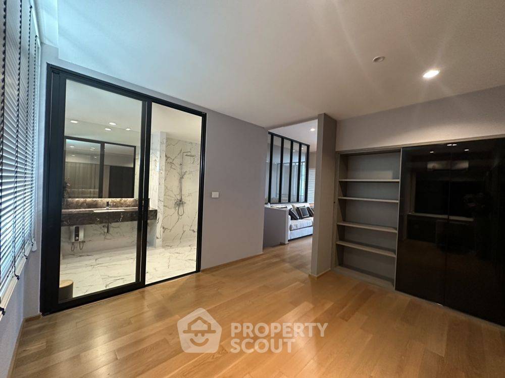 picture 3-BR Townhouse at Nirvana Define Srinakarin-Rama9 in Saphan Sung (ID 2150529) - 3/10