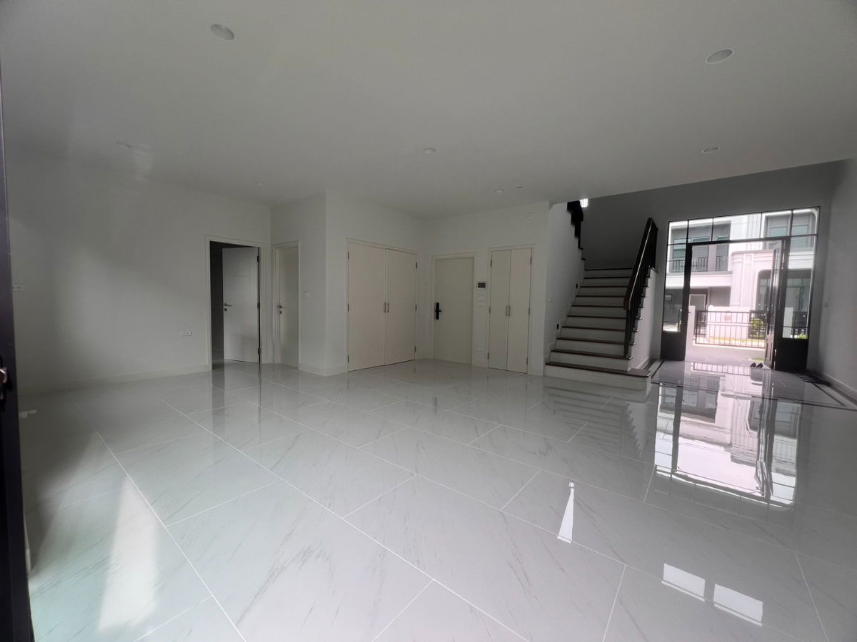 picture Modern Art Deco style house, luxury house, Ramintra zone, detached house 100 square meters. - 2/7