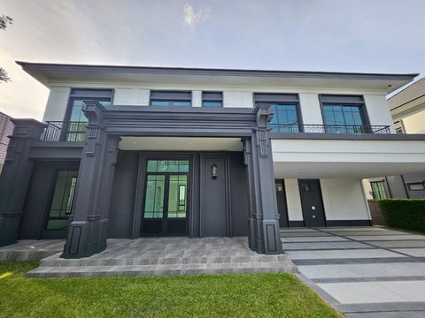 ขายด่วน โครงการใหม่ บ้านติดถนนใหญ่ เศรษฐสิริ สะพานมหาเจษฎาบดินทร์ฯ เมืองนนทบุรี  ราคาพิเศษ