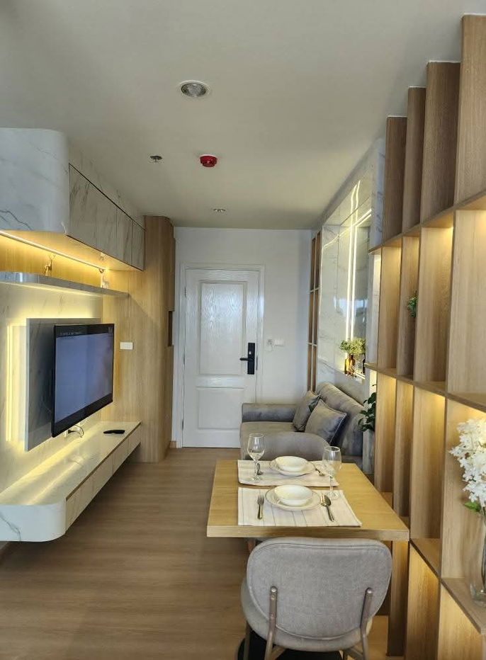 รูป 🩸 ให้เช่า​ Terra​ ​Residence​ วิวธรรมศาสตร์, ทิศเหนือ, พท.30 ตรม.ชั้น​ 31, บิ้วอินน์จัดเต็ม, เครื่ิองดูดควัน, เครื่ิองอบผ้า - รูปที่ 14/24