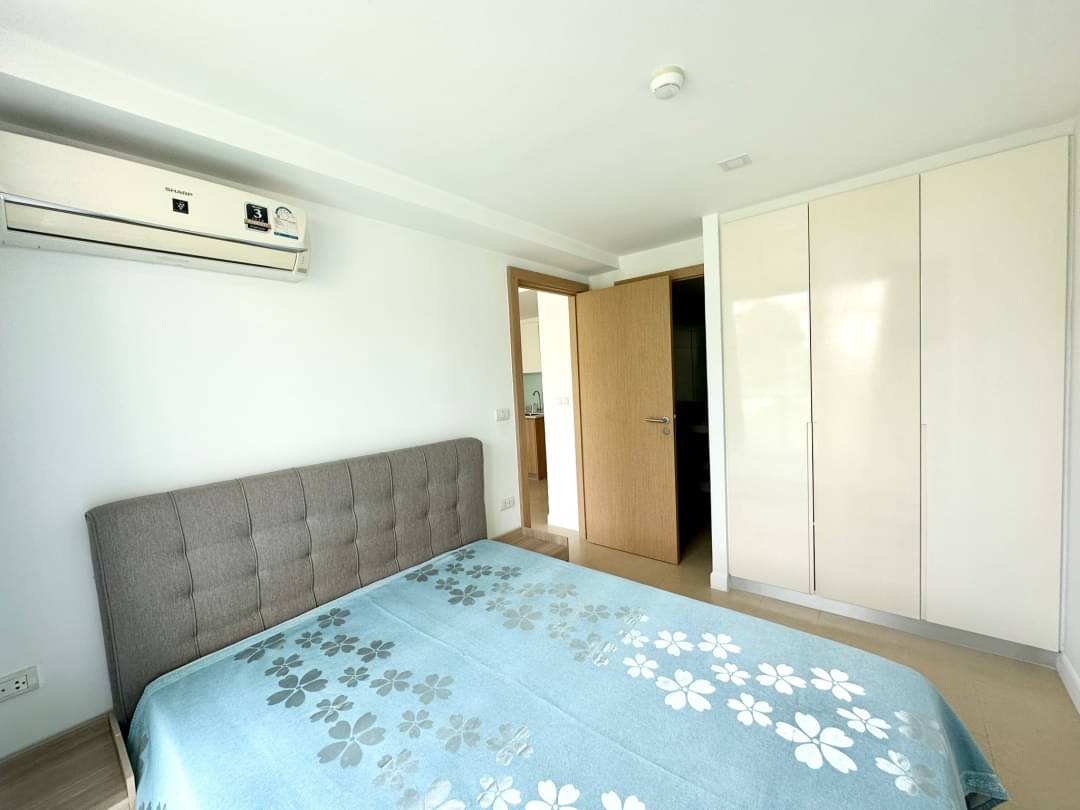 picture 1 Bedroom Condominium @ Aurora Pratumnak - 8/29