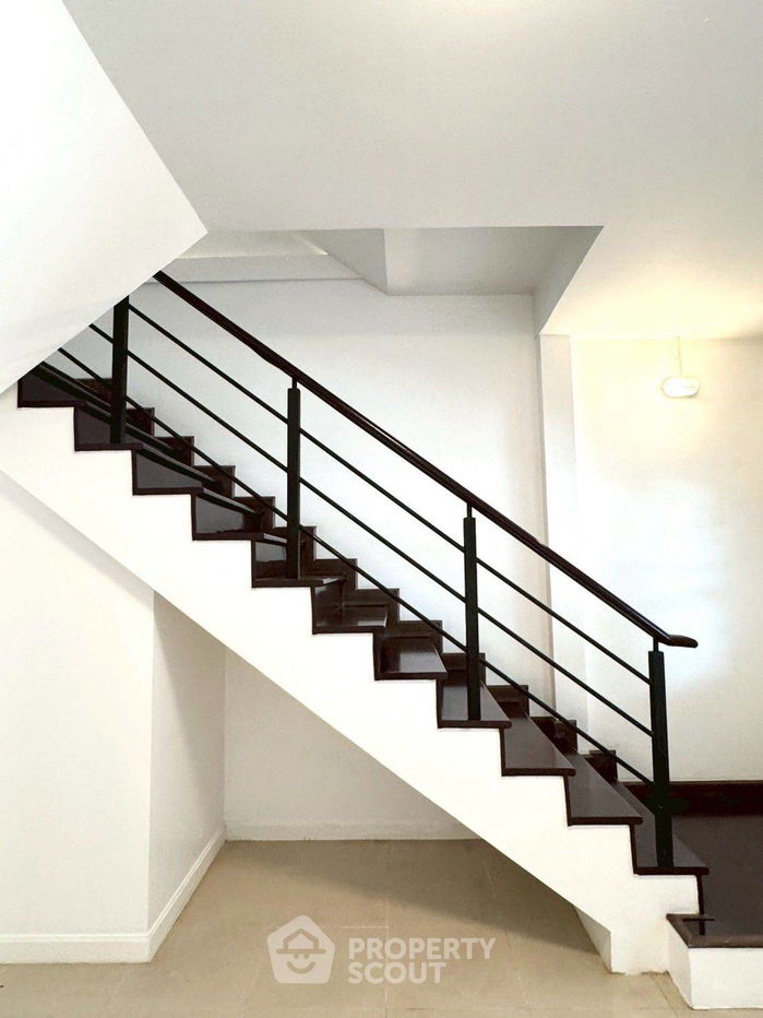 picture 7-BR Townhouse in Pak Kret (ID 2242698) - 6/14