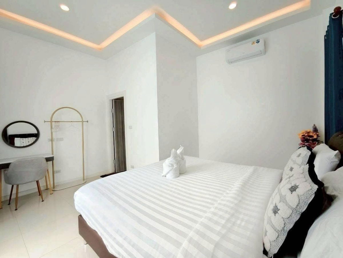 รูป บ้าน Pool Villa หรู ขายพร้อมผู้เช่า - รูปที่ 10/26