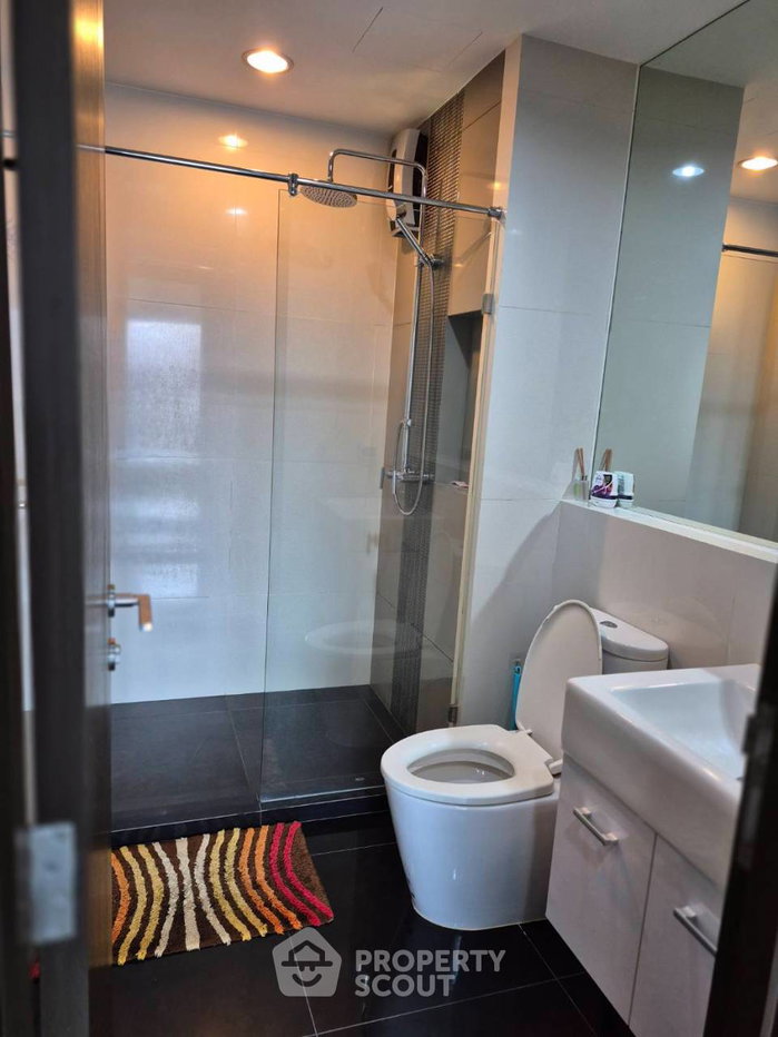 รูป คอนโด 1 ห้องนอน ชั้นสูง ที่ Rhythm Sathorn-Narathiwas ใกล้ BTS ช่องนนทรี (ID 2238090) - รูปที่ 11/12