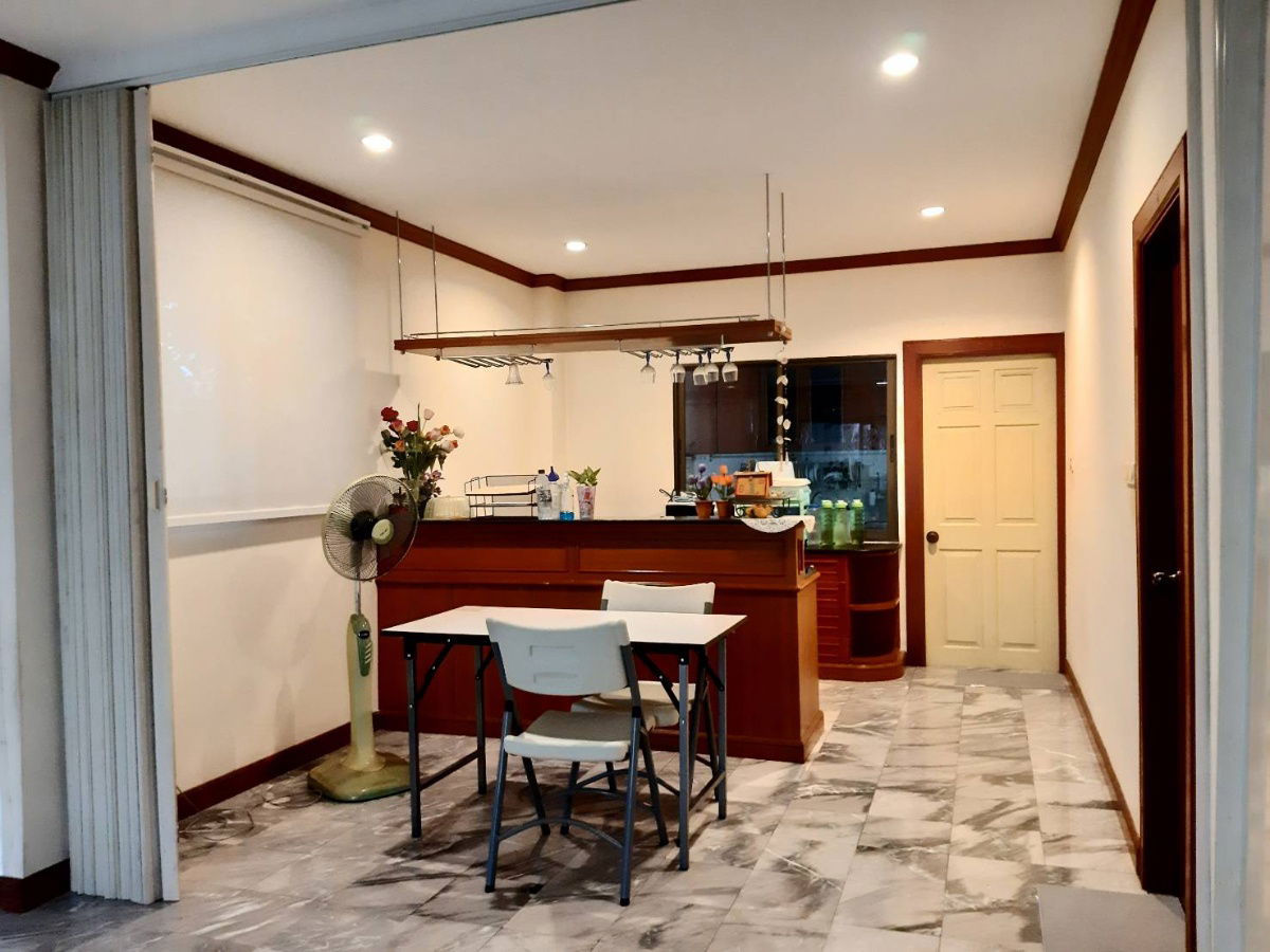 รูป ประกาศเช่า...Home office 3 ชั้น *หลังหัวมุม ตกแต่งพร้อมเข้าอยู่ (ใกล้ทาวน์อินทาวน์ ลาดพร้าว 94) - รูปที่ 5/22