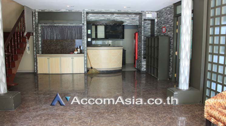 picture 🔼🔽 AccomA 📩 Pet friendly,Home Office,Private Swimming Pool 4 BR House in  (13002457) - 3/14