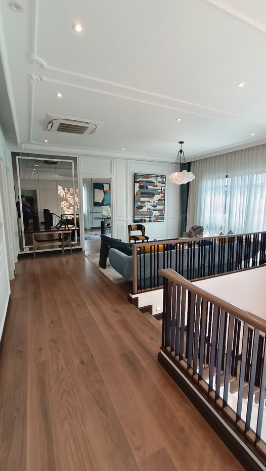 รูป บ้านตัวอย่างใหญ่สุดในโครงการ ลดเหลือ 80%

💎 499 ตร.ม. แต่งครบ พร้อมอยู่ ราคาเพียง 32.99 ลบ.
 - รูปที่ 5/8