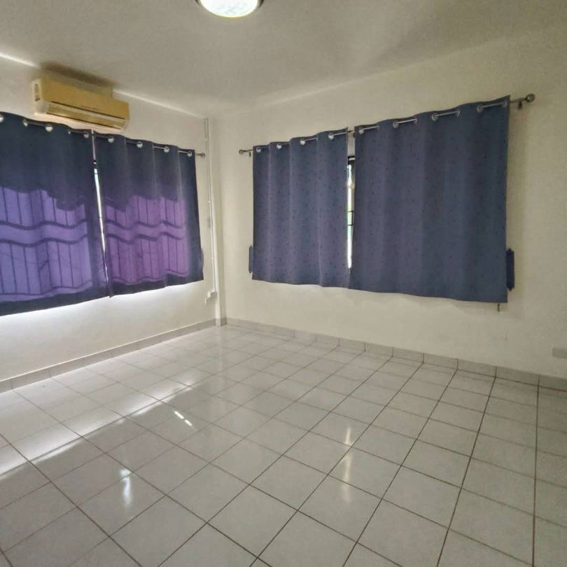 picture Pattaya Land and House Village House - 15/15