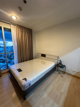 ให้เช่าคอนโด Rhythm ratchada ติดMRTรัชดาภิเษก 1ห้องนอน 36 ตรม.  (โครงการหรู ราคาดีมาก ห้องใหม่สวยมาก เฟอร์นิเจอร์ครบ)