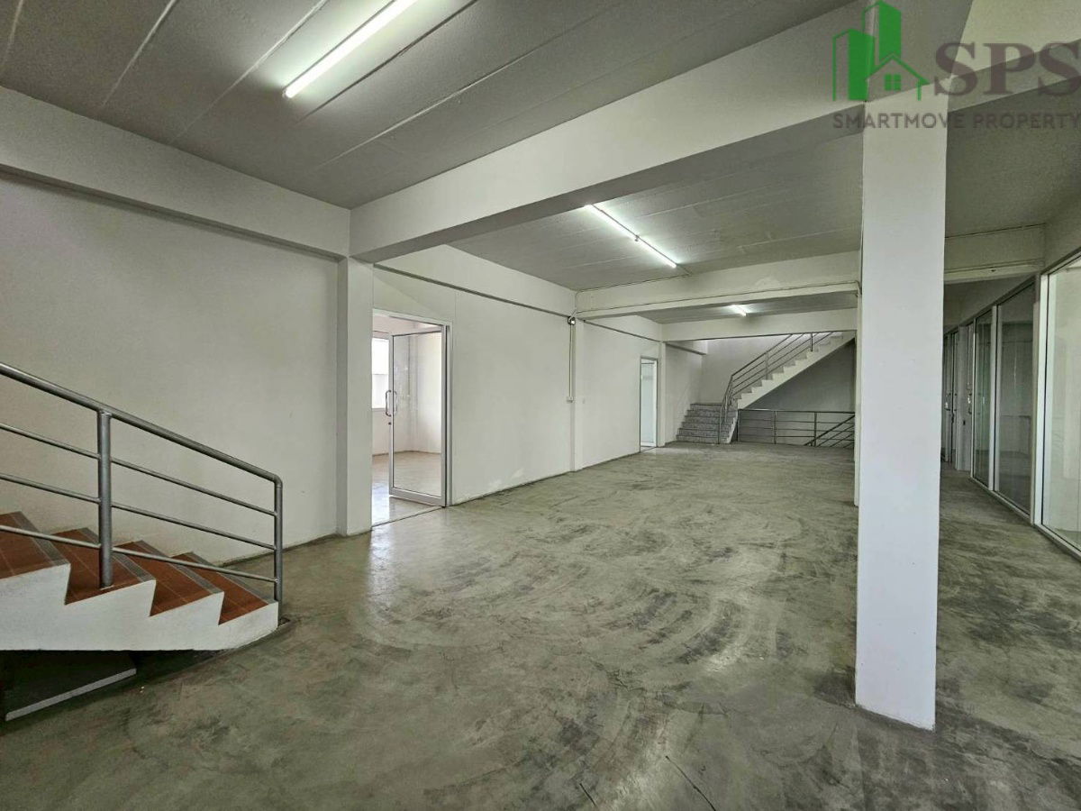 picture Newly renovated Commercial Buildings for Rent – 2 Units (SPSP620) - 13/20