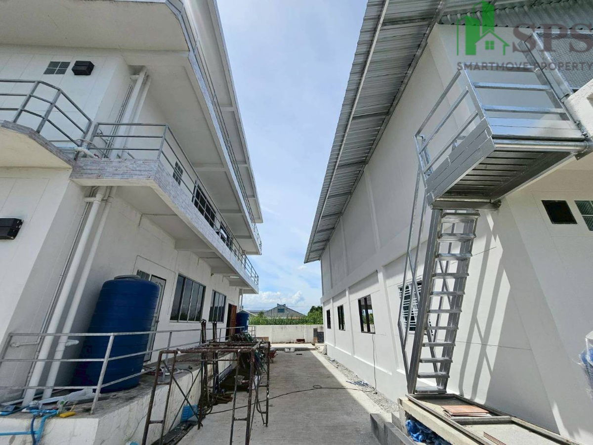 picture Newly renovated Commercial Buildings for Rent – 2 Units (SPSP620) - 4/20