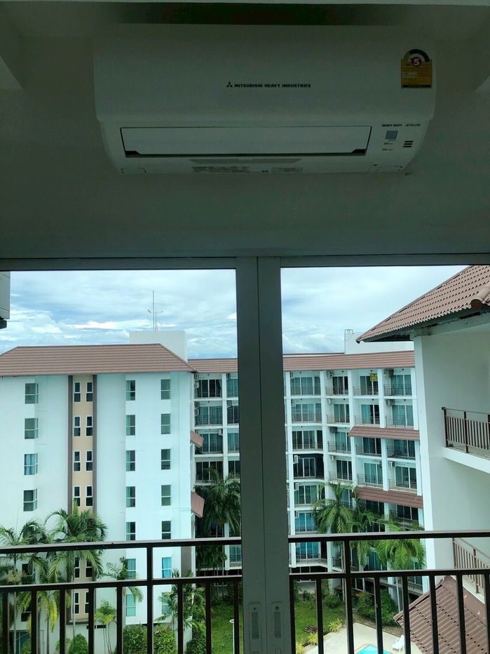 รูป เอดี รีสอร์ท ชะอำ จังหวัดเพชรบุรี พื้นที่: 25 ตร.ม. ตึก B ชั้น 8 (ชั้นบนสุด) วิวสระว่ายน้ำและสวน - รูปที่ 10/13