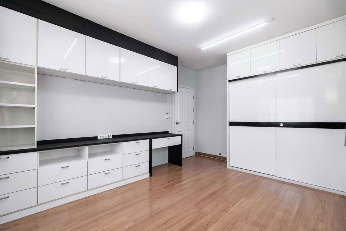 picture Single house for rent ✨ The Plant Chaengwattana ✨ 3 bedrooms, 3 bathrooms, fully furnished and equipped with appliances. - 13/17