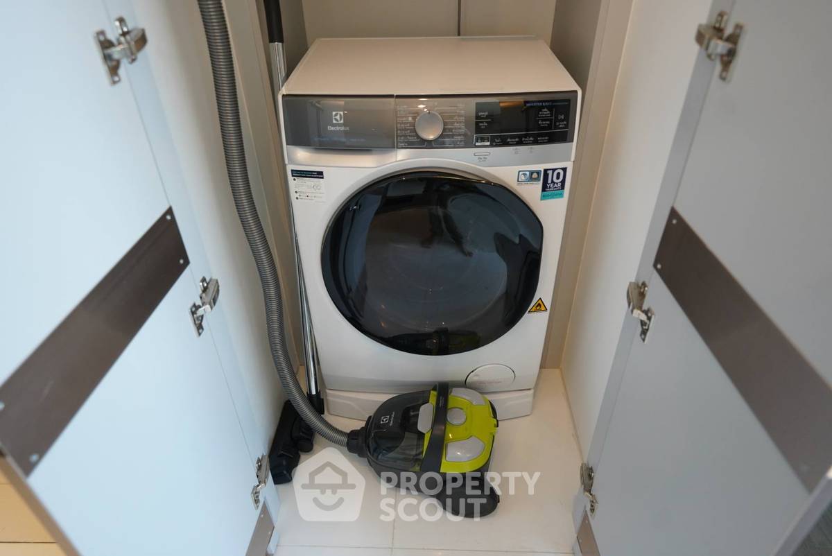 picture 1-BR Condo at The Esse At Singha Complex near MRT Phetchaburi (ID 2067305) - 13/14