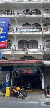 1-BR Townhouse near MRT Sutthisan (ID 2189688)