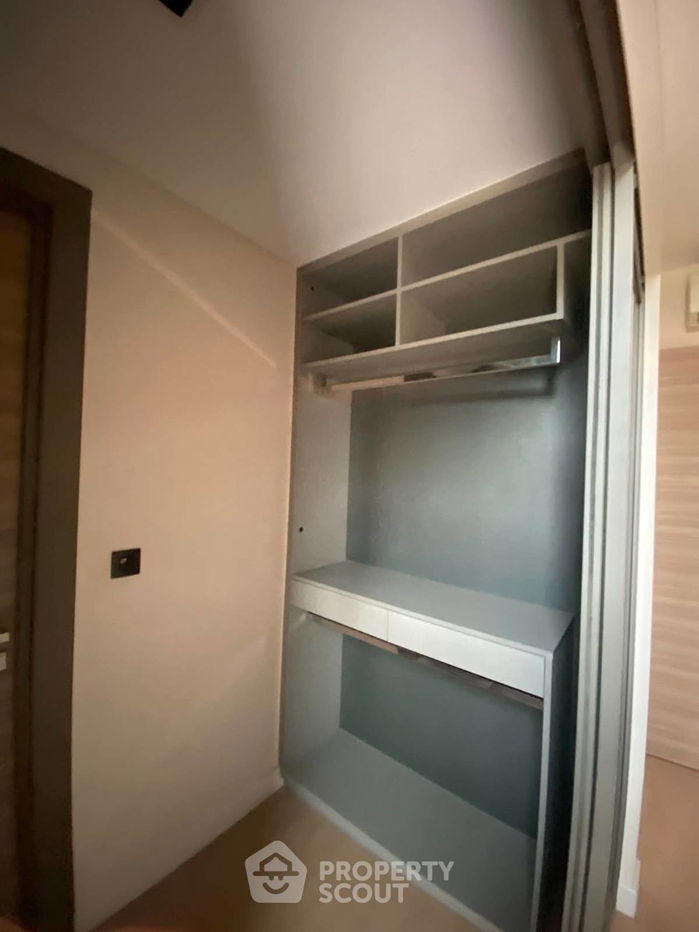 picture 2-BR Condo at The Room Charoenkrung 30 near BTS Saphan Taksin (ID 2242628) - 16/22