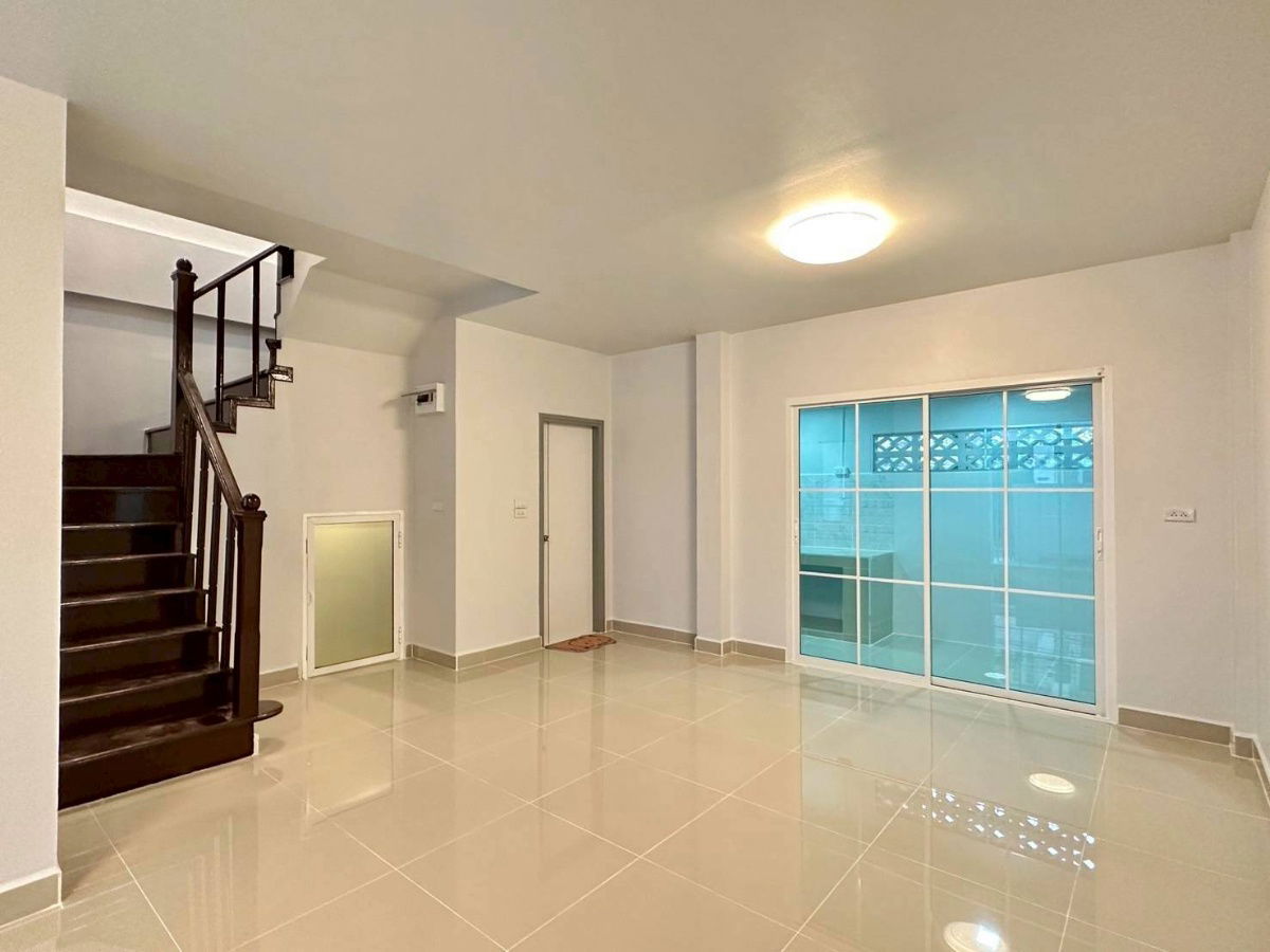 รูป หมู่บ้านทิพย์พิมาน การ์เด้นท์  ติดถนนบ้านกล้วย – ไทรน้อย บางบัวทอง ห่างจากถนนกาญจนภิเษกเพียง 1 กิโล   ใกล้เซ็นทรัล เวสเกต - รูปที่ 9/23