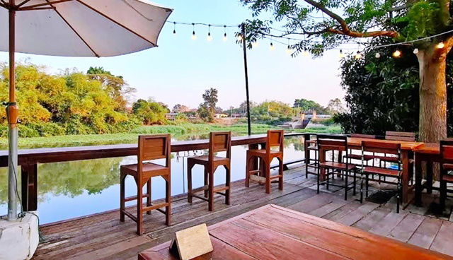 รูป วิวแม่น้ำ ทำร้านอาหาร ทำโฮมสเตย์ ลานกางเต๊นท์ บางปะหัน อยุธยา ให้เช่าที่ดินถมแล้ว ริมตลิ่งคาเฟ่ ที่ดิน 2.5 ไร่ 4002ตรม. จากกทม. 46นาที - รูปที่ 8/8