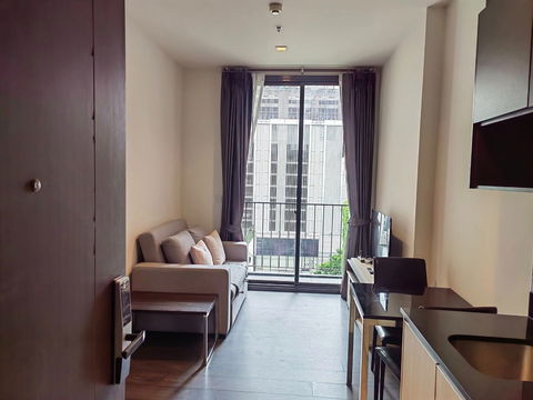 🌆 For Rent: Edge Sukhumvit 23 | Luxury Condo in the Heart of Asoke | Walk to BTS & MRT | Fully Furnished, Move-in Ready from August 13 @90condo 🌃