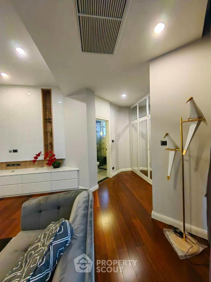 picture 4-BR Condo at Supalai Wellington near MRT Thailand Cultural Centre (ID 1534512) - 25/32