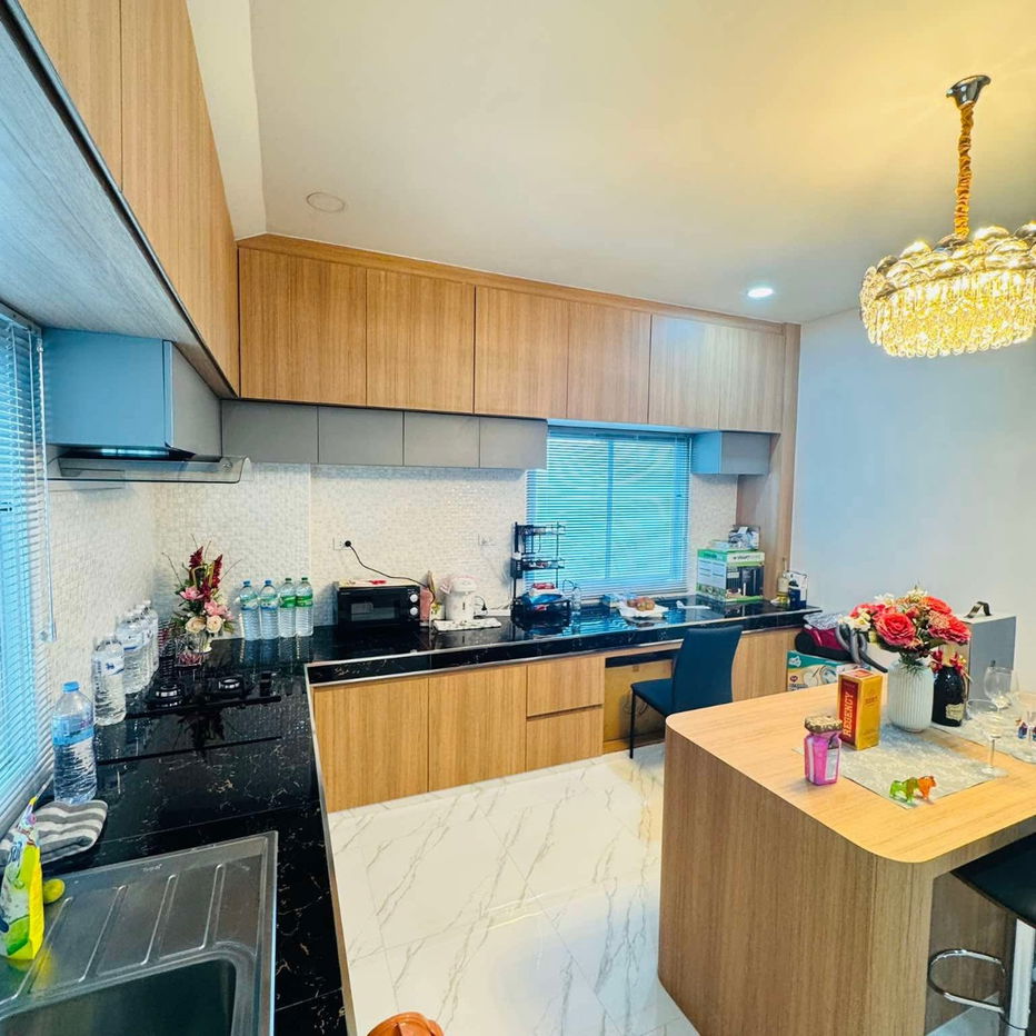 picture Ready to move in house, private swimming pool, good atmosphere - 14/18