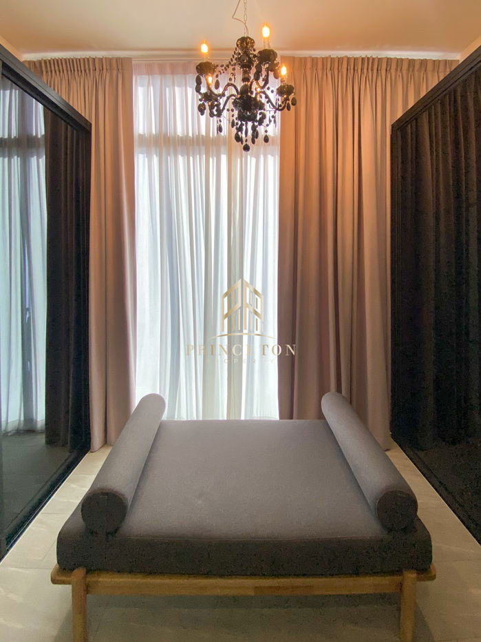 รูป ดิ ออเนอร์ โยธินพัฒนา บ้านเดี่ยวสไตล์ Private Pool Villa 3 ชั้น ระดับ Super Luxury - รูปที่ 31/41
