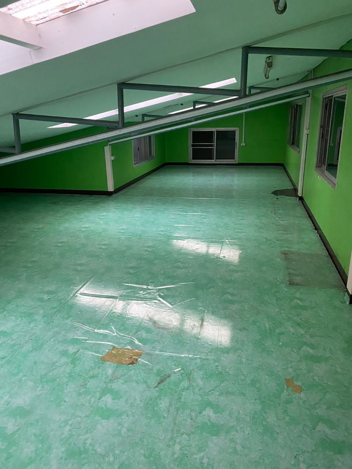 picture 2-Storey House for Rent (50 sq.wah) with 5 Bedrooms + Adjacent Vacant Land (125 sq.wah) on Ladprao 71, Soi Sangkhom Songkhro 26 - 2/25