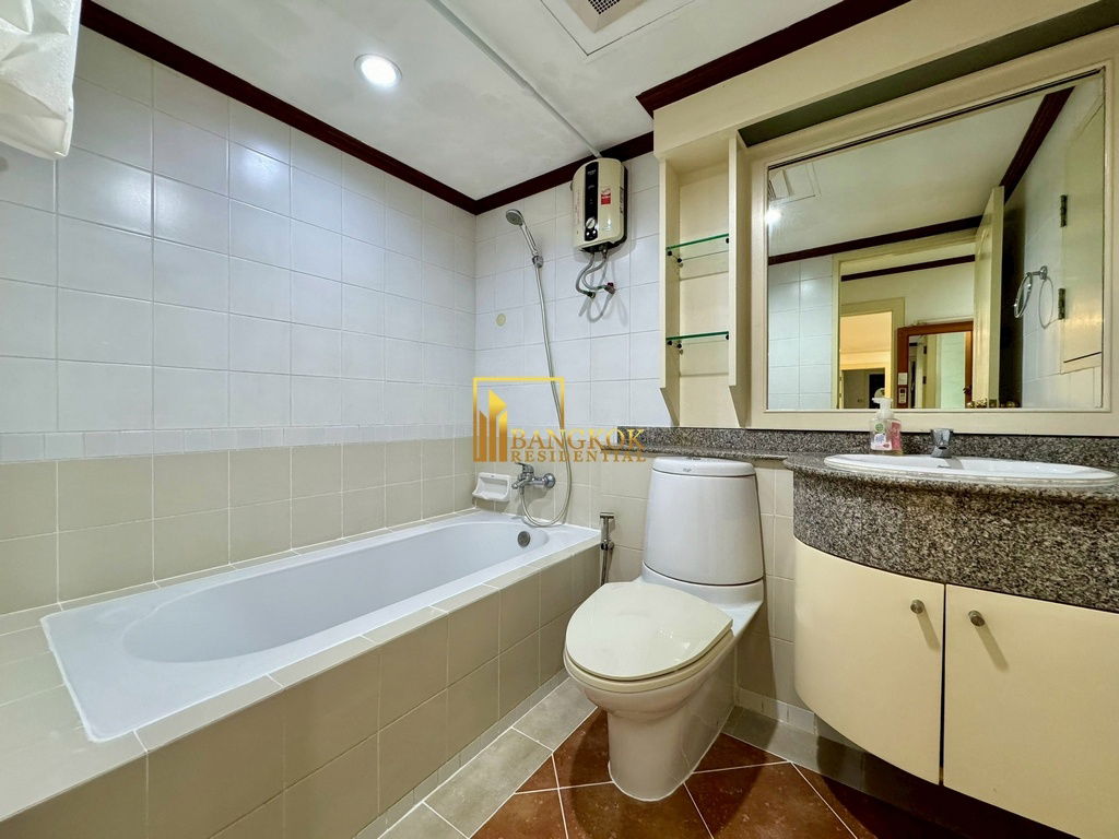 picture Navin Court | Bright and Airy 2 Bedroom Condo For Rent - BR60509CD - 25/38