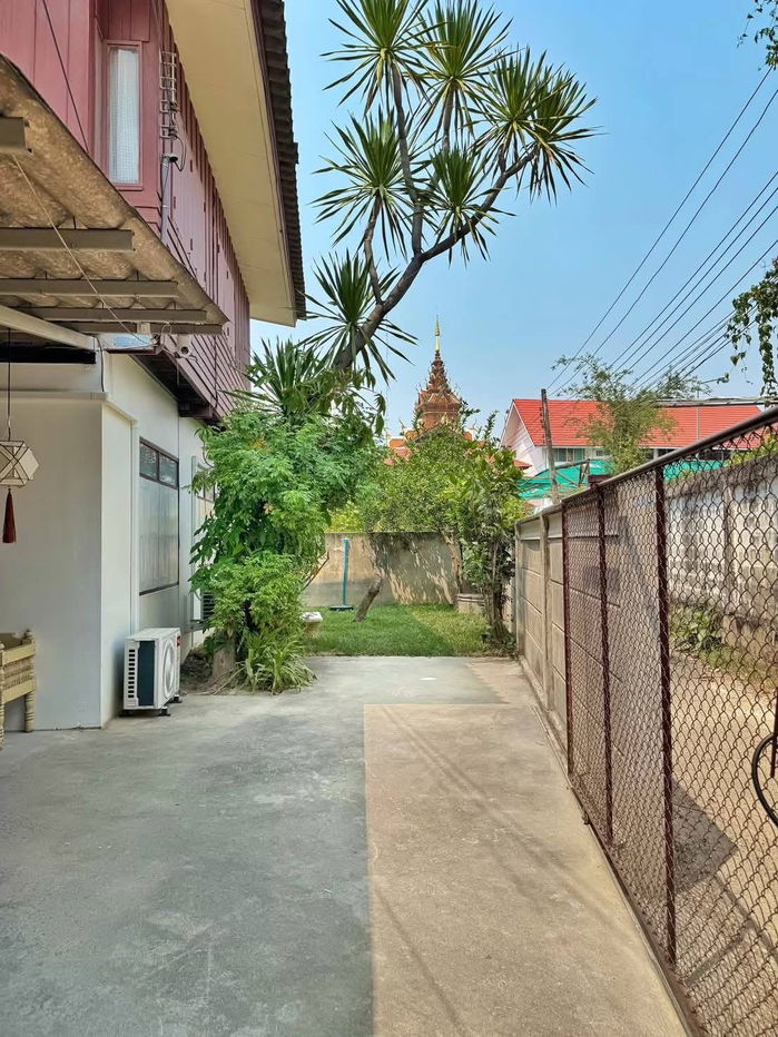 รูป เซ้งที่พักรีโนเวทใหม่ ทำเลทองกลางท่าแพ เหมาะสำหรับทำธุรกิจ Airbnb, Guesthouse, Hostel T.094-6511456 - รูปที่ 26/27
